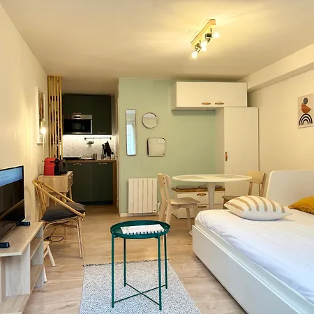 Centre De - Studio Au Calme Apartamento *